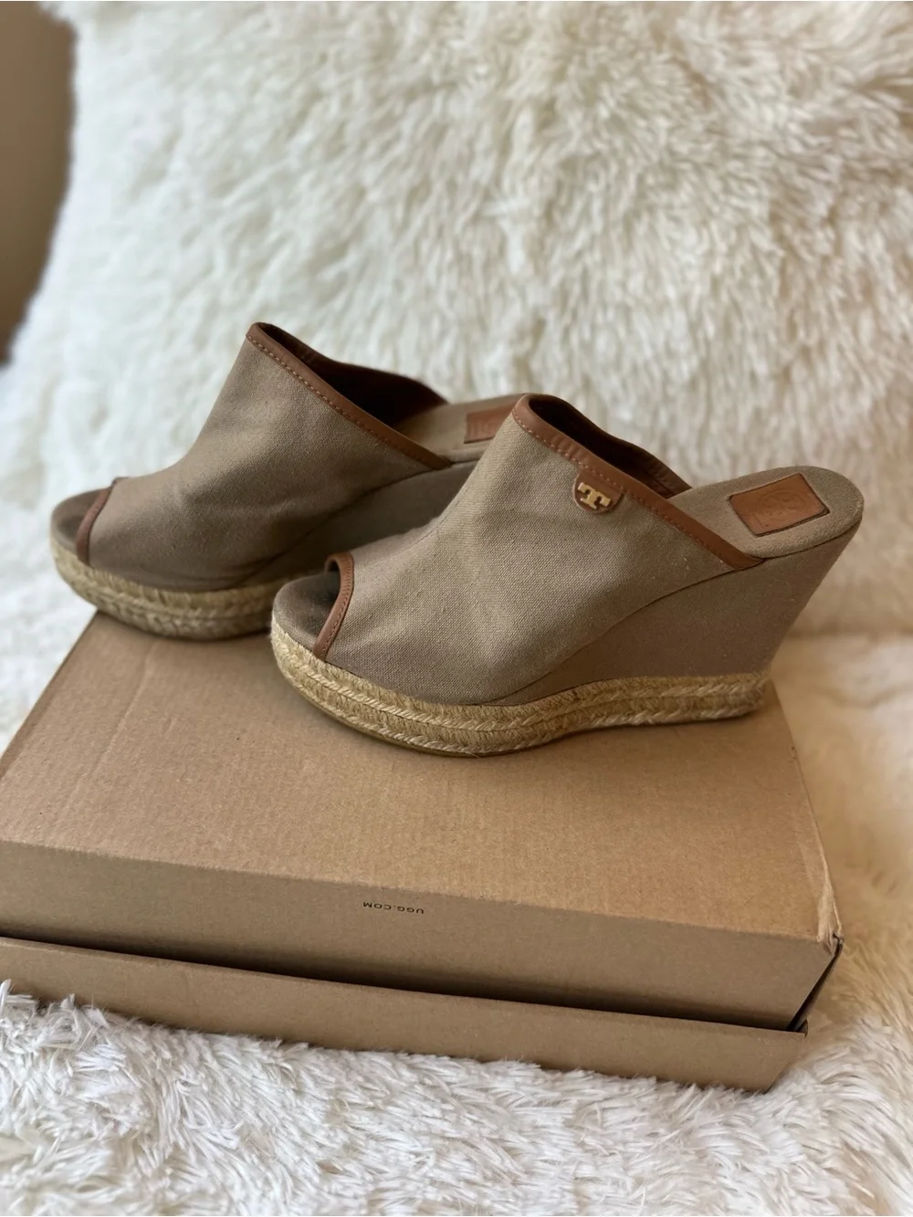 Tory Burch Agatha Canvas Espadrille Wedge Mule Sandals Tan Size 9.5 Peep Toe